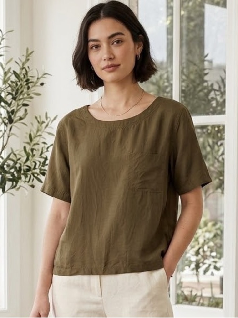 Vintage 100% Silk Rafaella Olive Short-Sleeve Pocket Tee 90’s Natural Fibers
